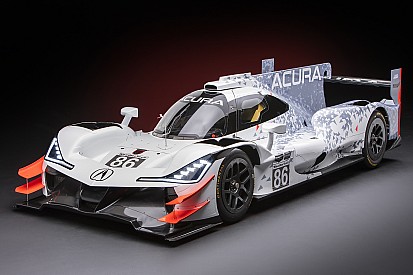 Acura, Penske'nin kullanacağı 2018 IMSA DPi aracını tanıttı