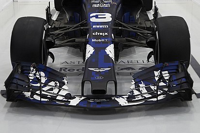 Галерея: камуфляжний Red Bull RB14 у деталях