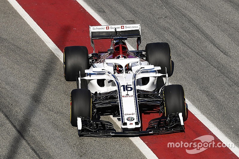 Alfa Romeo Sauber C37'nin pist üstü görüntüleri yayınlandı