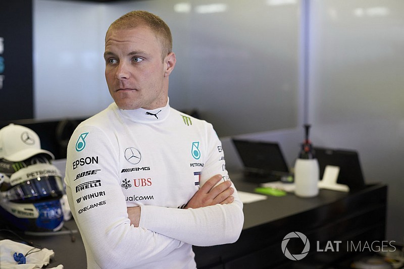 メルセデス、予選でクラッシュのボッタスに「プレッシャーはかけない」