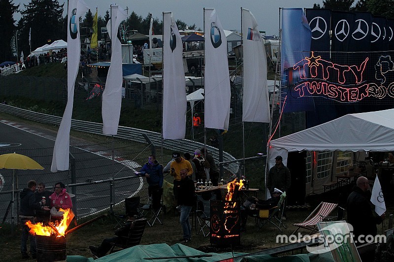 24h Nürburgring: Besucher an der Rennstrecke verstorben