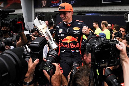 A két Verstappen a győzelem után: mindenki sírt