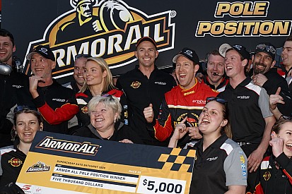 Bathurst 1000: Reynolds takes pole by 0.009s