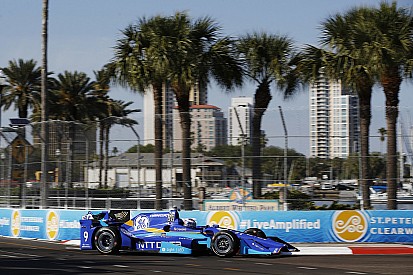 Sisakkamerás IndyCar-menet Sonomából!