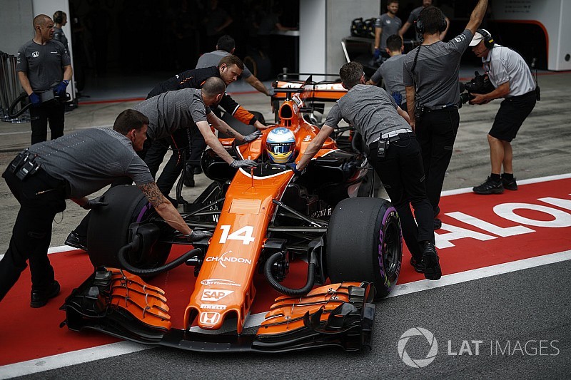 Alonso, Spec 3 motoruna geri dönüyor ancak ceza alacak
