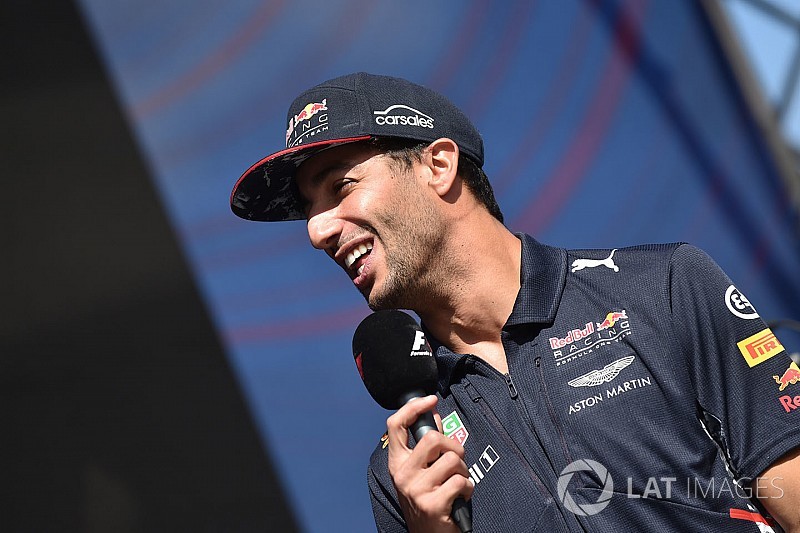 Red Bull está pronta para atacar, diz Ricciardo