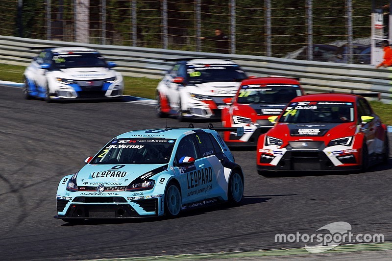 Вернэ впервые победил в TCR