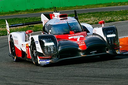 WEC: Toyota б'є час Porsche у другій сесії прологу