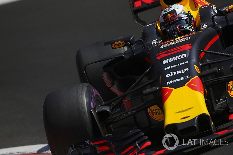 Red Bull se plantea cambiar el motor de Ricciardo en México