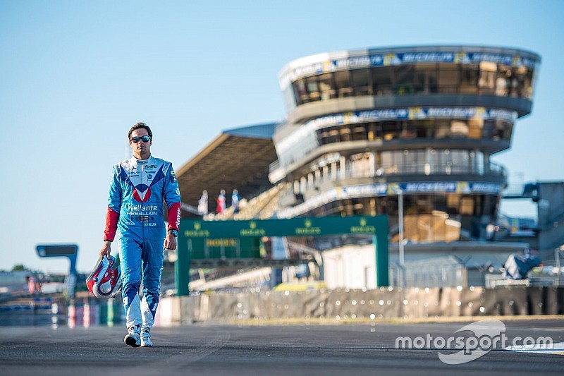 Gewinnspiel: Gewinne den Le-Mans-Rennanzug von Nelson Piquet Jr.