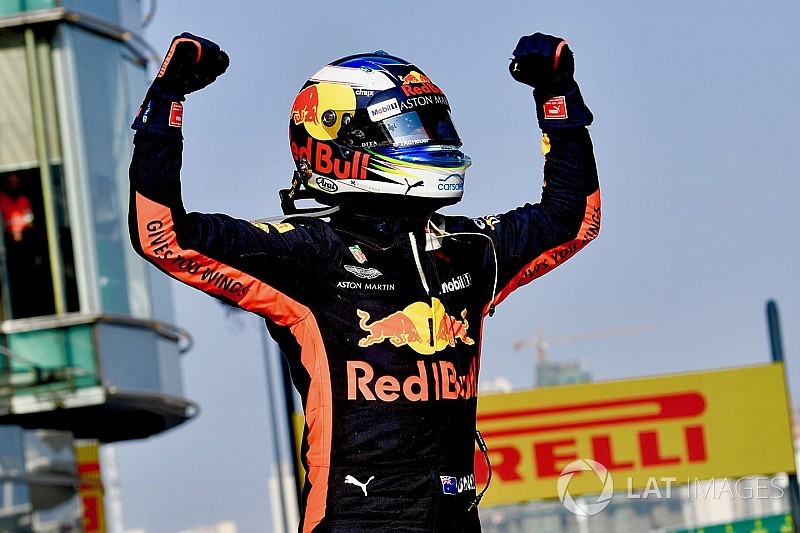 Rosberg quer Ricciardo na Ferrari: “pode ganhar de Vettel”