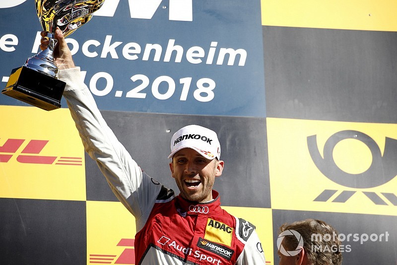 Rast vence e leva decisão do DTM para domingo; Farfus abandona