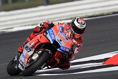 MotoGP Inggris: Pole kedua Lorenzo, Yamaha terpuruk