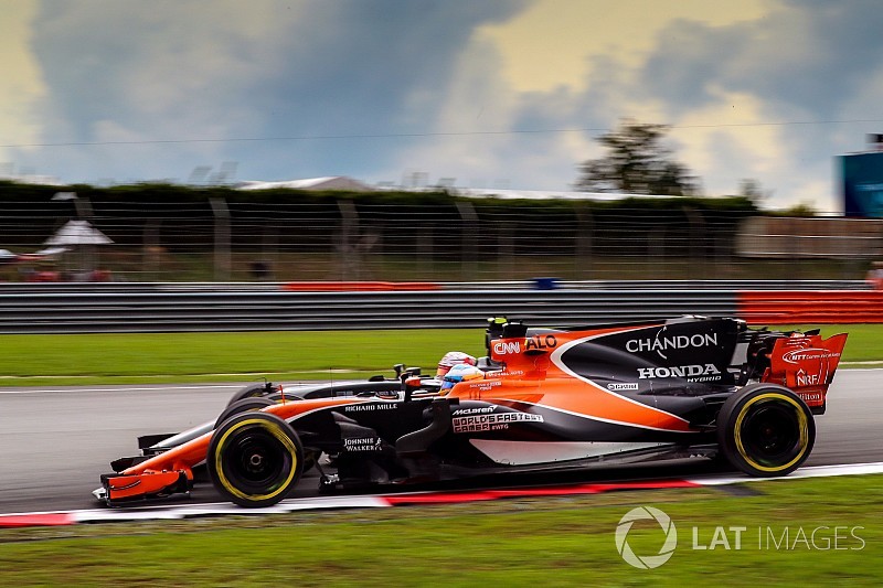 Villeneuve: Magnussen ve genç pilotlar F1'i bilgisayar oyunu sanıyor