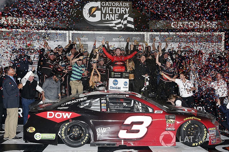 Mit Earnhardt-Move: Austin Dillon gewinnt wildes Daytona 500
