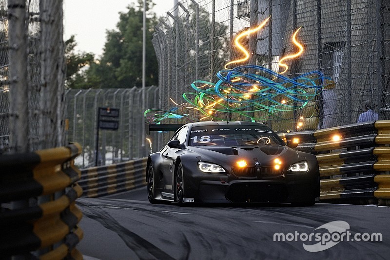 Ganz in Schwarz: Art-Car von BMW glänzt in Macao