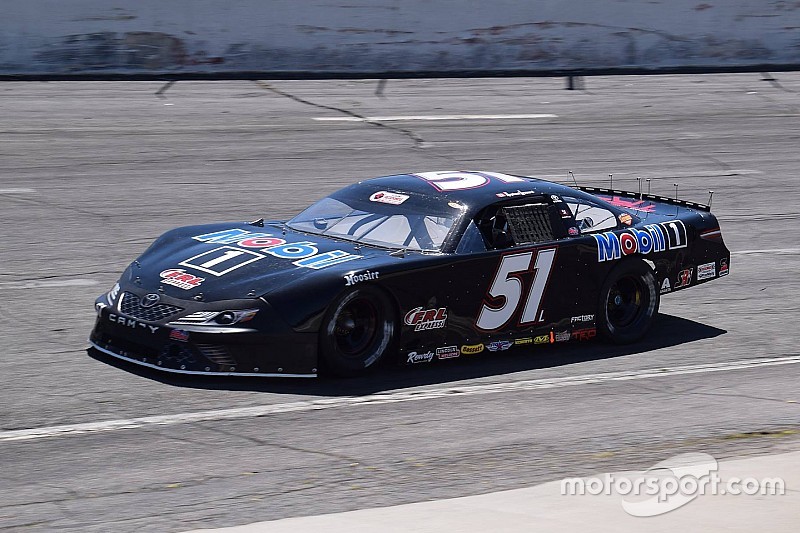Raphaël Lessard hits mechanical problems in North Carolina