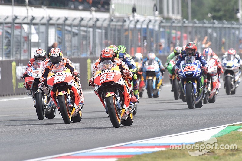 【MotoGPチェコ】決勝:マルケス好判断! 2周目のマシン乗り換えで連勝