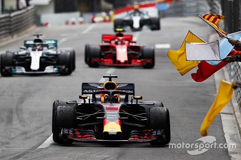 Még mindig legalább 1 másodperccel gyorsabb a Red Bull, a Ferrari és a Mercedes