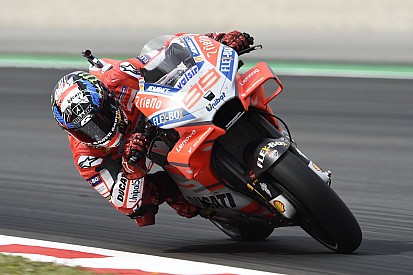 MotoGP Barcelona: Lorenzo-Bestzeit, Rossi im FP2 nur Elfter