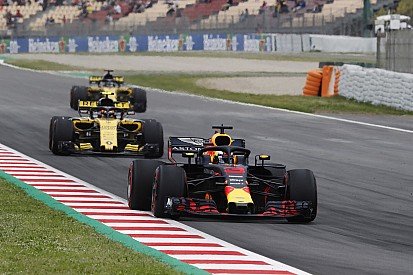 Renault drivers won't miss Red Bull benchmark
