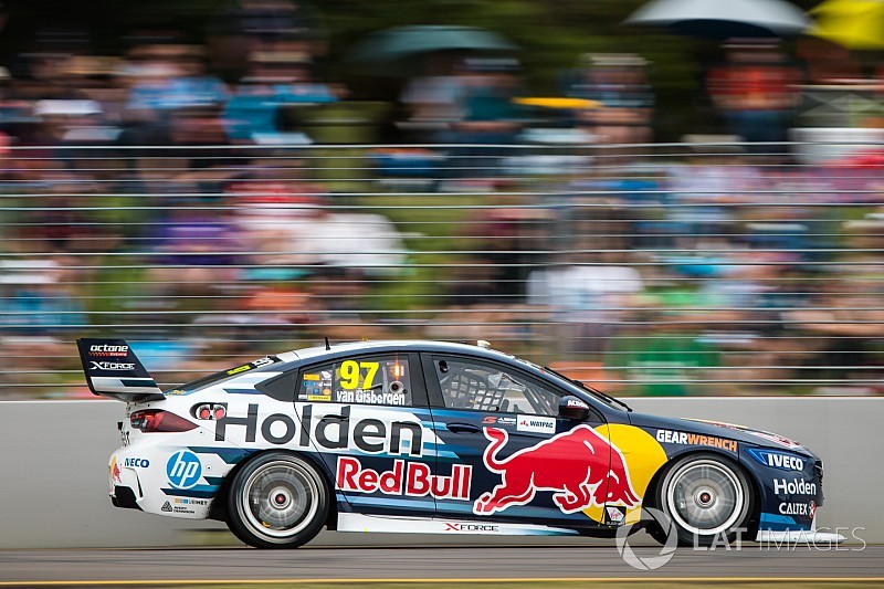 Townsville Supercars: Van Gisbergen takes provisional pole