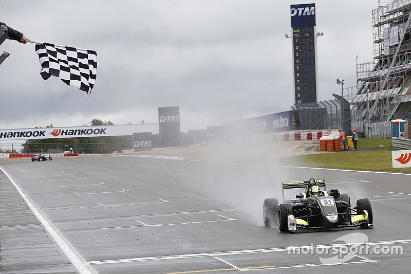 Norris vence abertura da F3 em Nurburgring; Piquet abandona