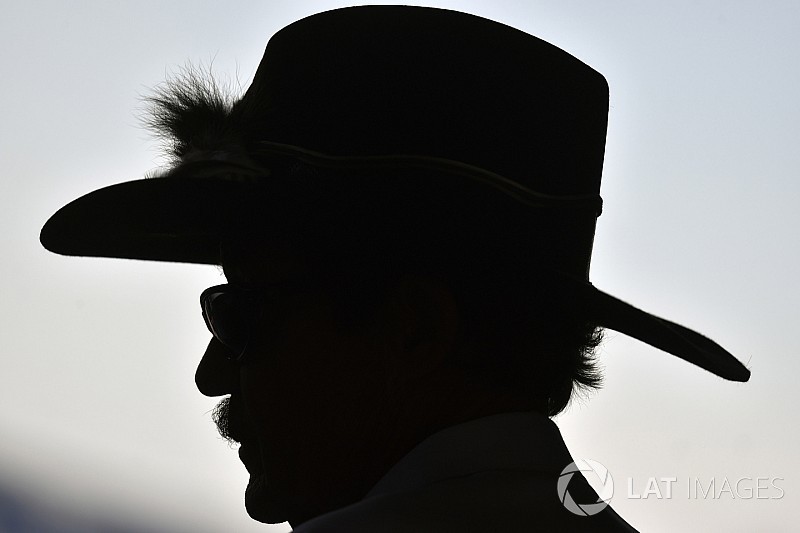 Conmemoran en redes sociales lo 80 años de Richard Petty