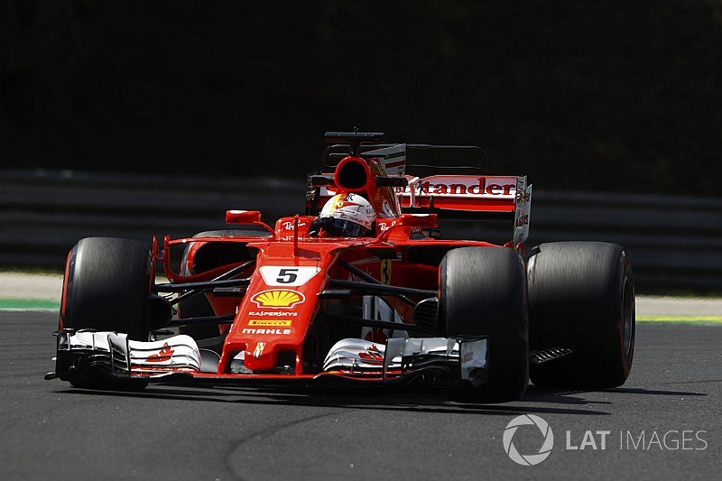 【F1】ベッテル「ライバルたちがフェラーリに不満を持つのは良いこと」