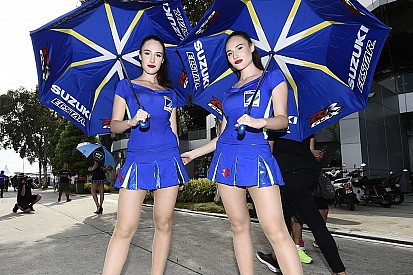 Grid girls roubam a cena em fim de semana do esporte a motor