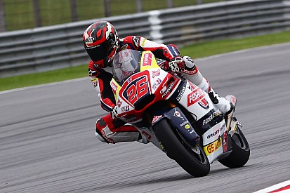 VIDEO: Dimas Ekky tertabrak Remy Gardner di Sepang
