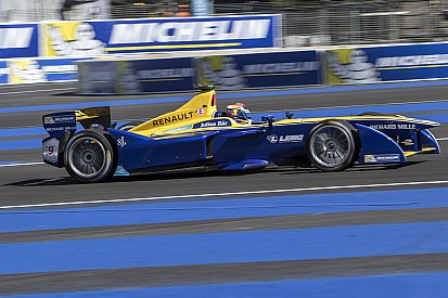 Sébastien Buemi manda en la primera práctica en México