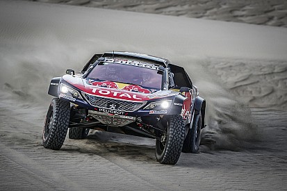 Sainz domina 6º estágio; Peterhansel mantém liderança