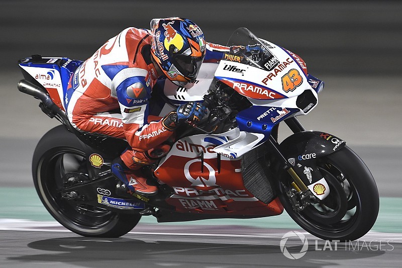 Miller frustré par un pneu avant qui n'a pas tenu la distance
