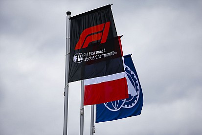 Az F1 fontolgatja a 3 autós, és az 1 autós csapatok ötletét is