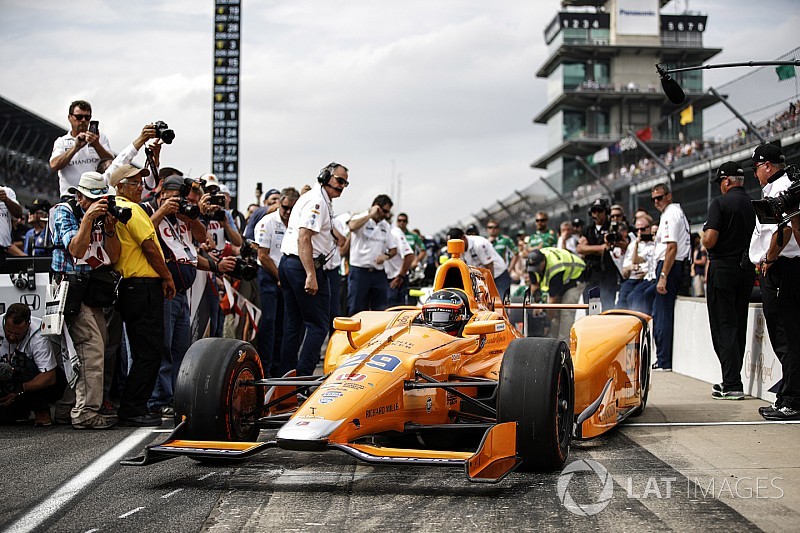 McLaren, IndyCar'da tam sezon yarışmaya hazırlanıyor