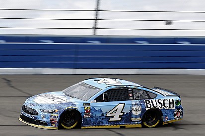 Kevin Harvick leads second Cup practice at Fontana