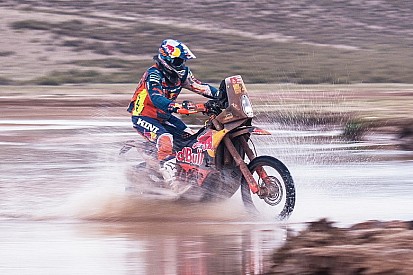 Dakar, Moto, Tappa 10: van Beveren finisce ko, Walkner va in fuga