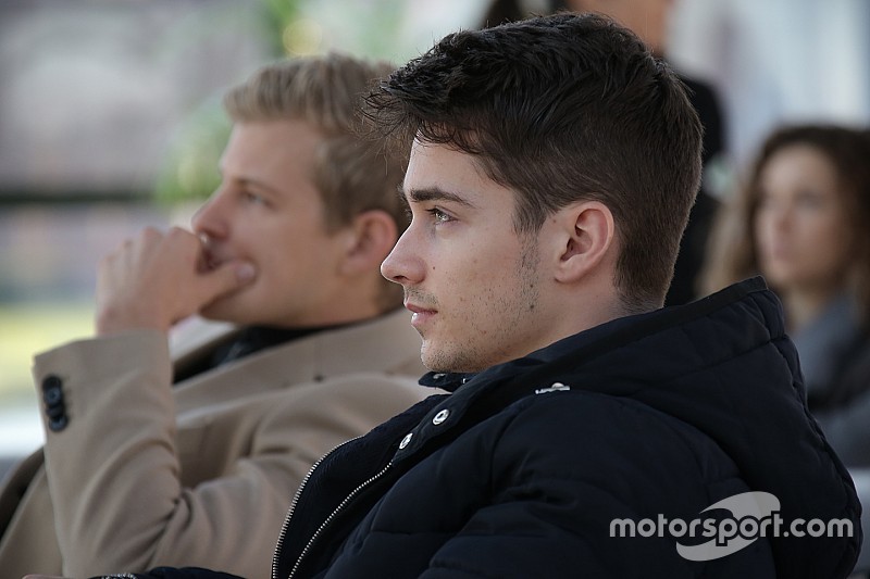 Чемпіонка світу з покеру потренувала гонщиків Sauber