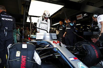 FP1 GP Austria: Hamilton memimpin Mercedes 1-2