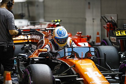 Boullier: Alonso McLaren'da kalmak istiyor