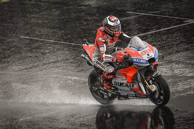 Lorenzo et Rins racontent leur impuissance face à l'aquaplaning