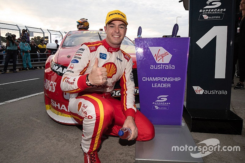 Phillip Island Supercars: McLaughlin runs down Whincup in Race 1