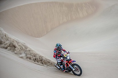 Benavides terminó tranquilo, pese a problema mecánico en la etapa