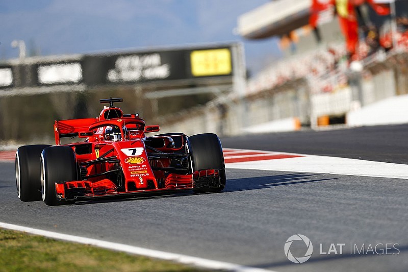 Füstöl, túl sokat fogyaszt, és mégsem olyan stabil a Ferrari?