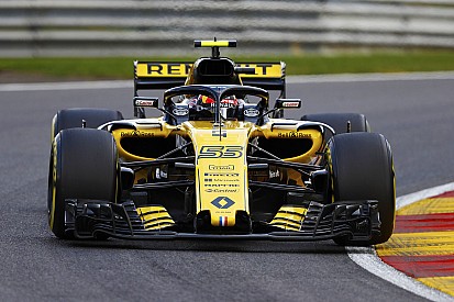 Renault pilotları "sıradan" cuma gününden memnun