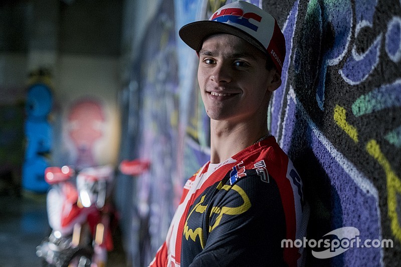 El inicio del MXGP 2018 para Gajser, en el aire