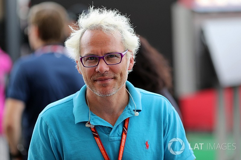 Villeneuve szerint Stroll megítélésén csak egy lassabb csapattárs segíthetne