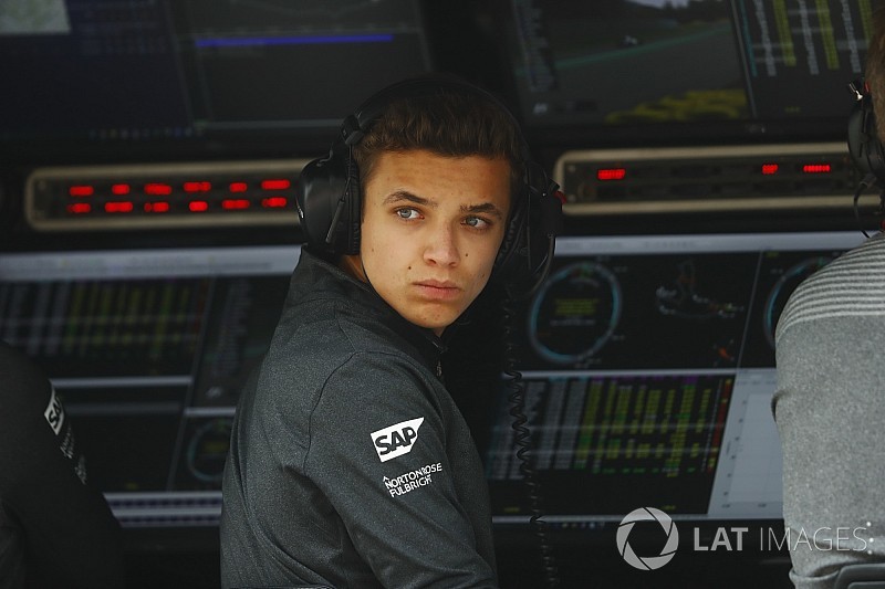 McLaren piensa en Norris como piloto de reserva para 2018