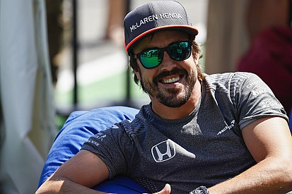 McLaren akan "lakukan segala cara" untuk pertahankan Alonso